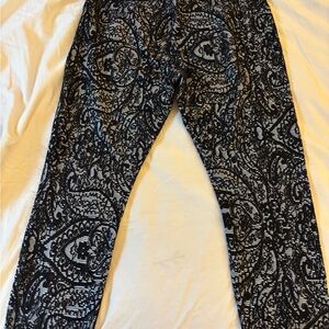 Lysse Intricate Black and White Leggings